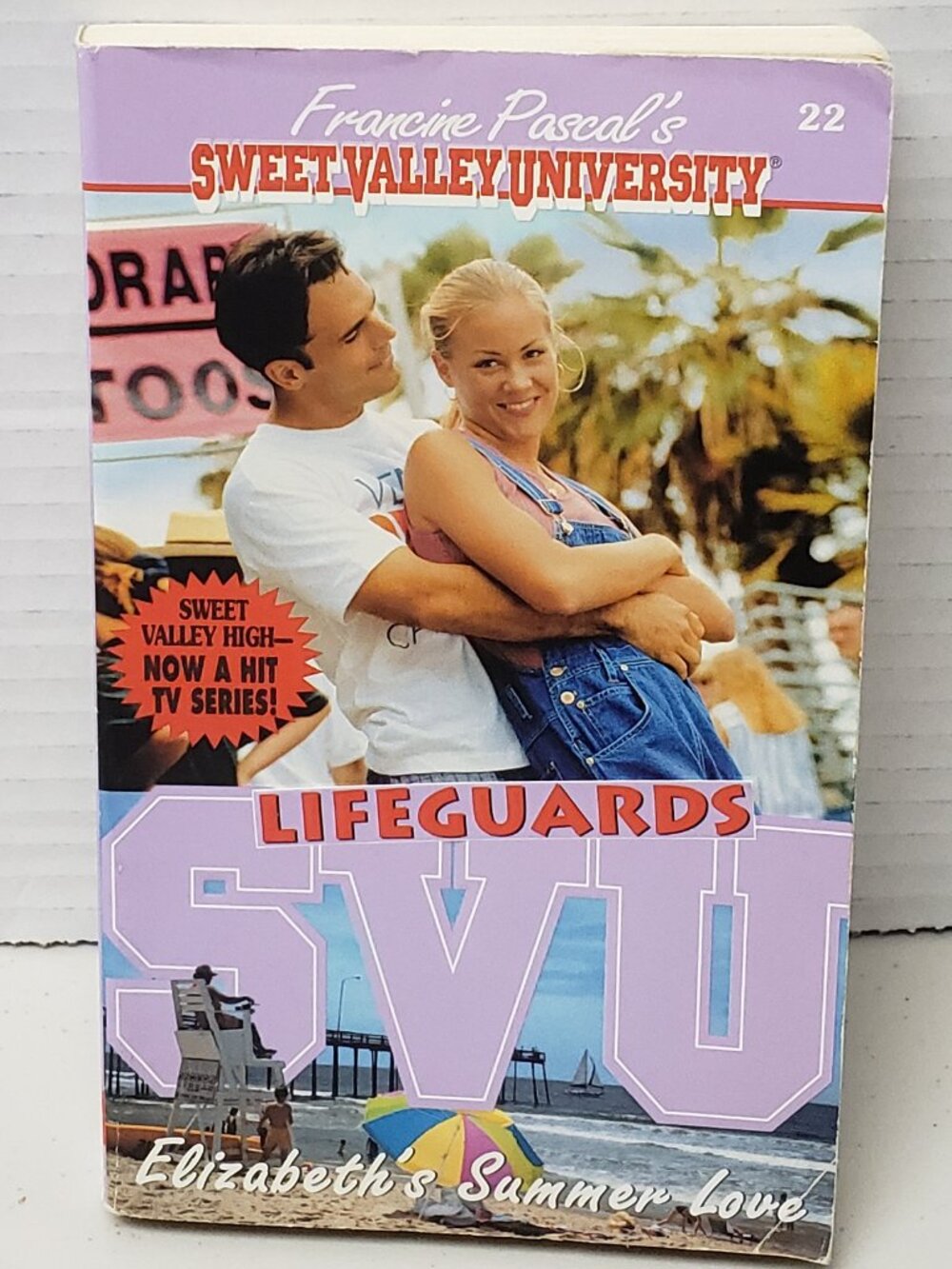 Sweet Valley University Book #22: Elizabeth's Summer Love